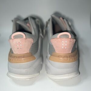 SOREL - WOMENS KINETIC RNEGD STRAP SNEAKERS